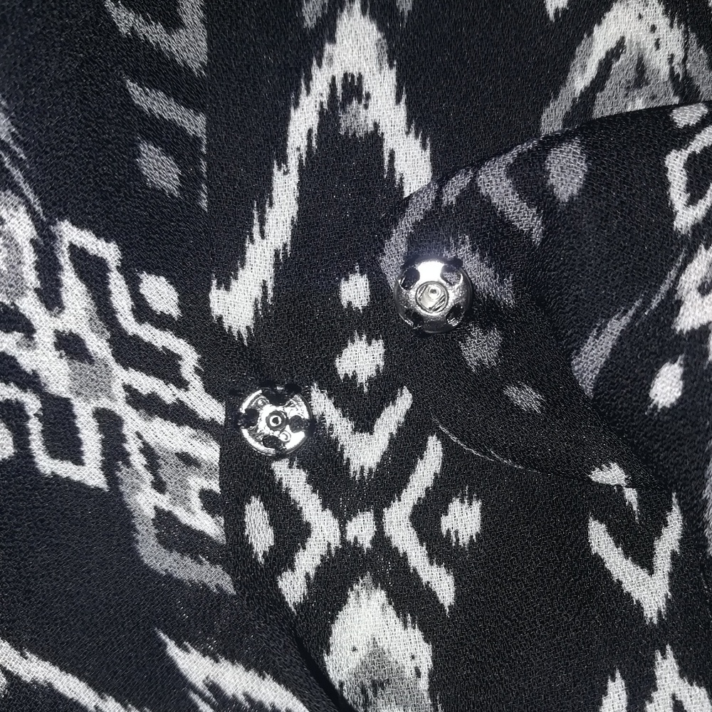 Patterned Romper - Picture 4 of 4